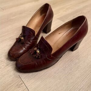 Vintage Gucci Brown Leather Pumps with Tassles 9